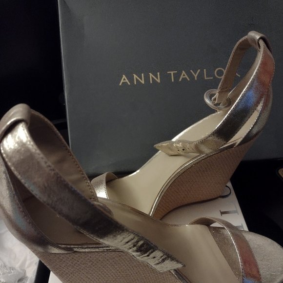 Shoes - Picture 2 of 2